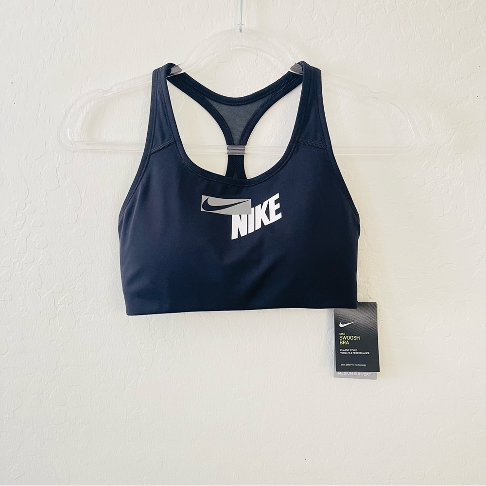 Nike Women's Swoosh Sports Bra